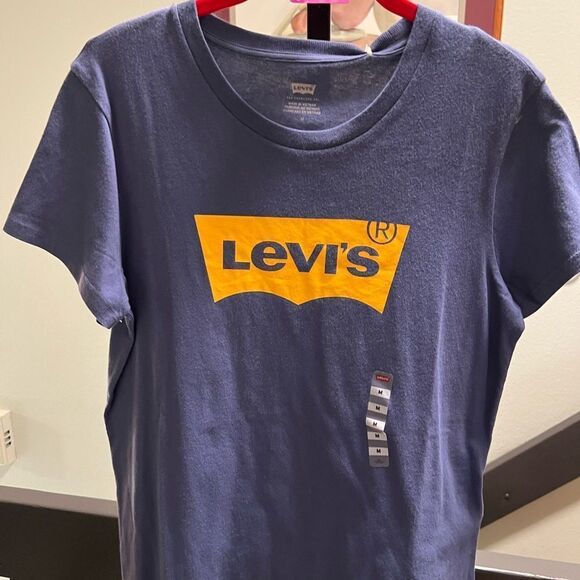 NWT Levi's Blue and Yellow Logo T-Shirt #154 - Picture 5 of 5